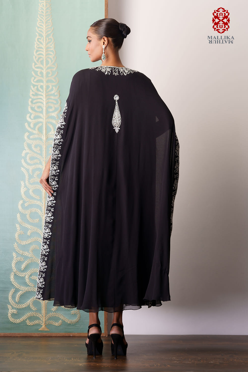 Xenia georgette mantle black - image 3
