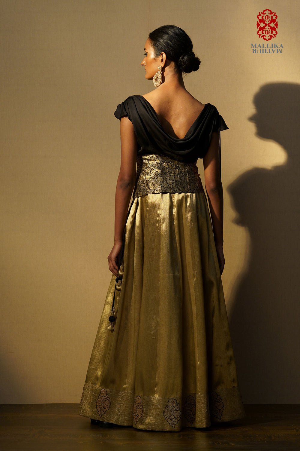 Maahru' lehenga gold zari applique border - image 3