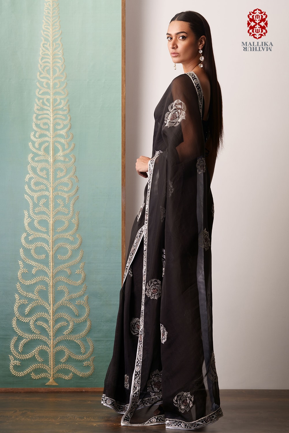 ‘Chand Gulaab’ black kora sari hand embroidered - image 3