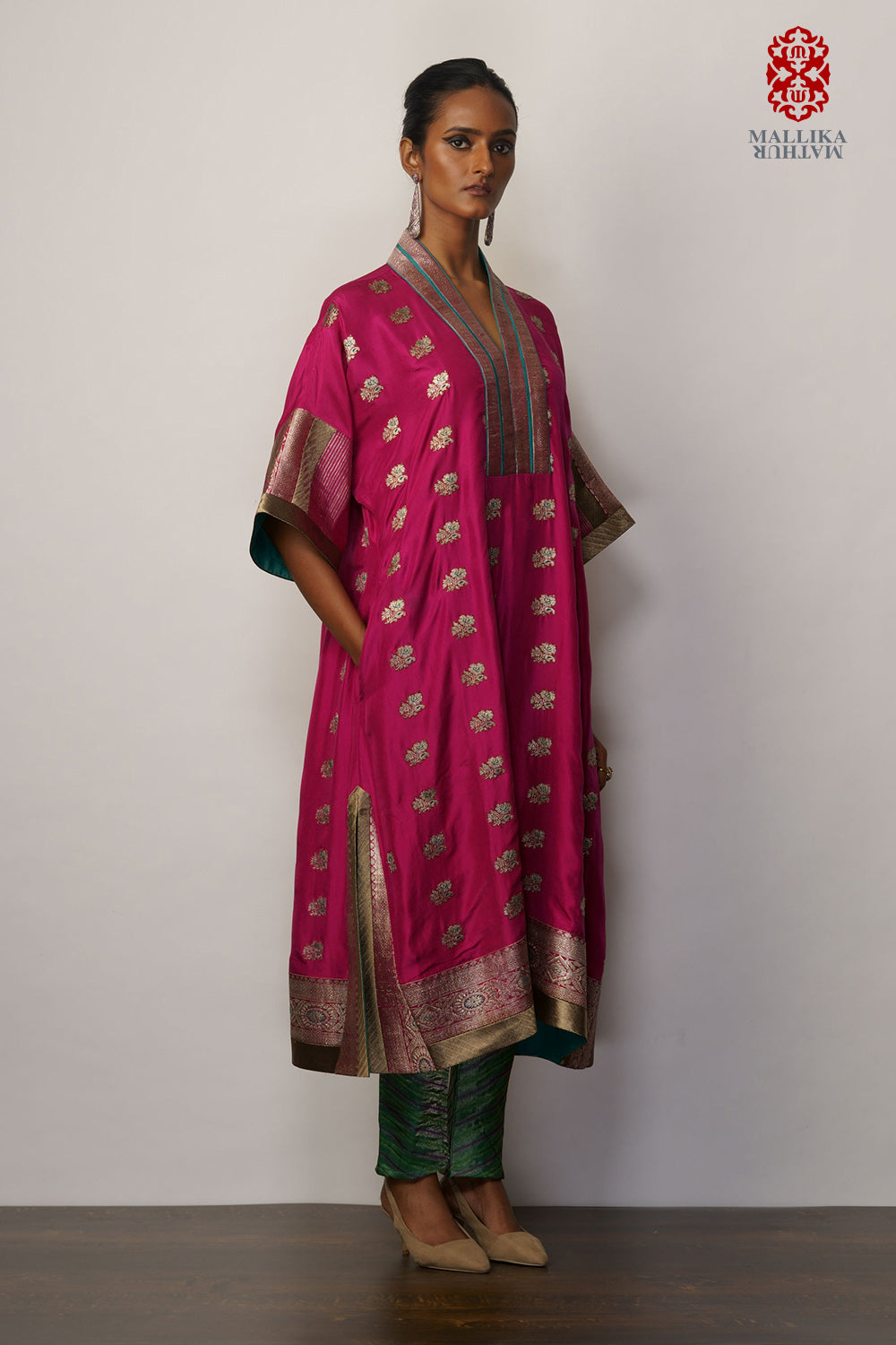 'Zarkashi' phiran magenta silk - image 3