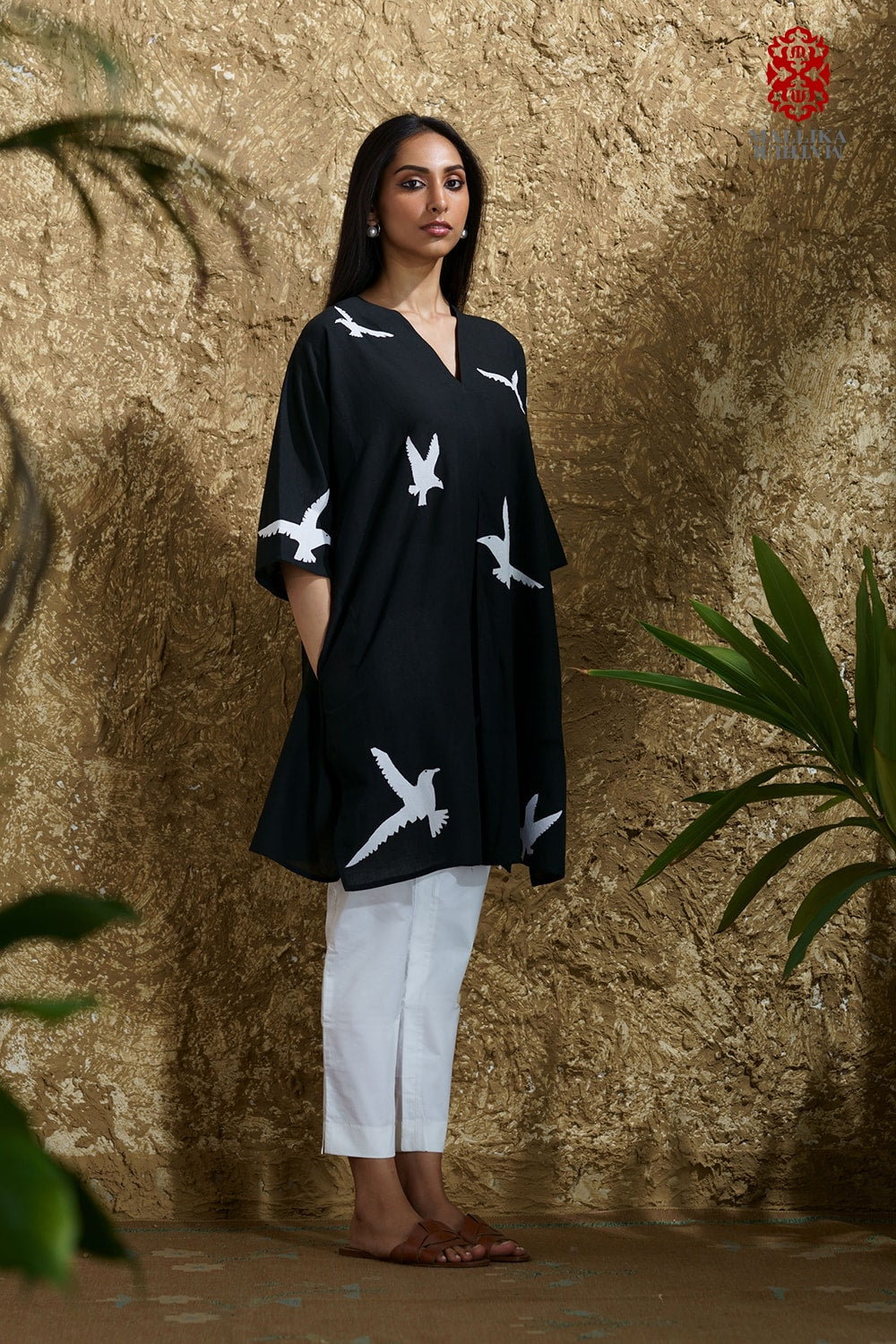 'Parinda' caftan dress muslin short appliqué - image 4