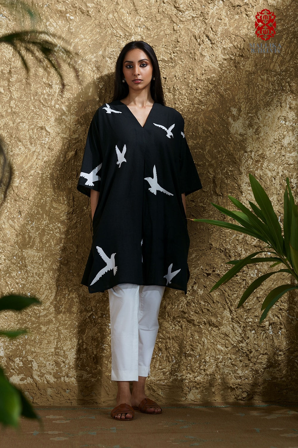 'Parinda' caftan dress muslin short appliqué - image 3