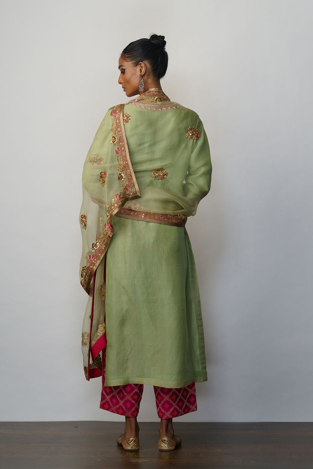 Kurta kora leaf green hand embroidered - image 4