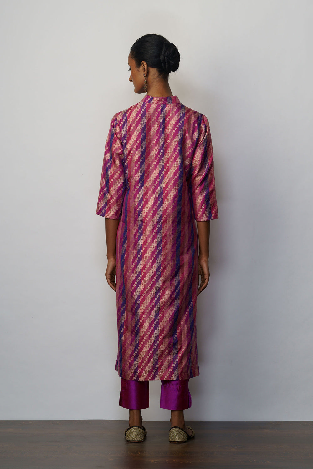 Kurta silk magenta & wine 'Chaurangi' - image 4