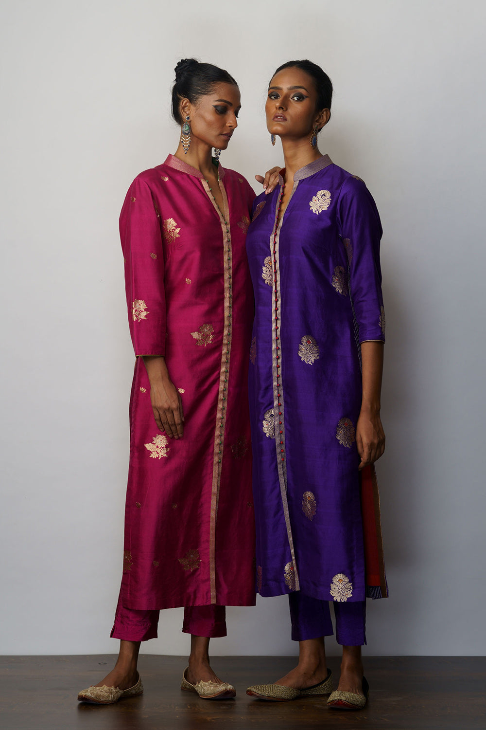 Kurta Silk Kadhuan Buti Purple And Magenta - image 3
