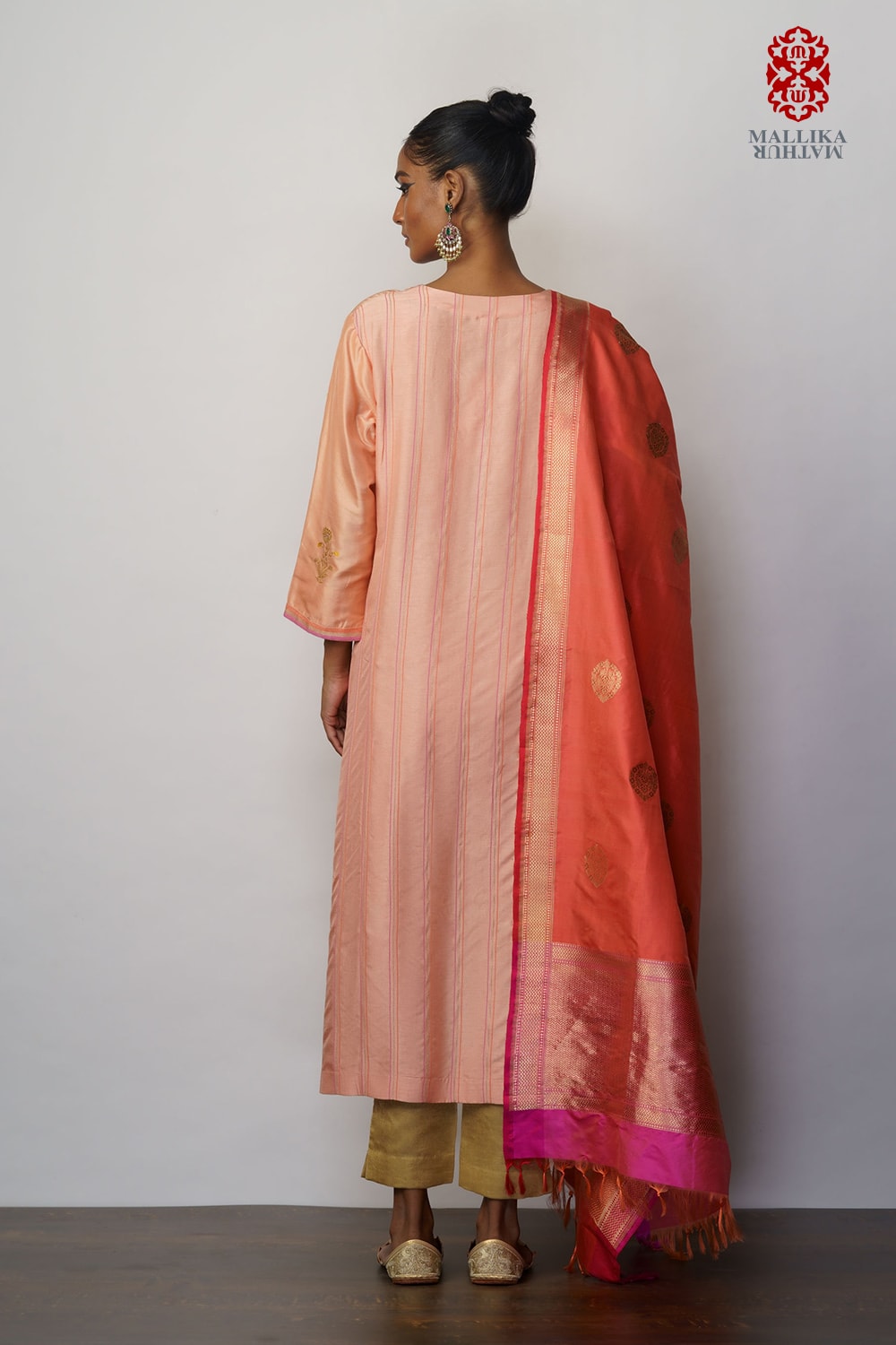 Narangi silk dupatta - image 2