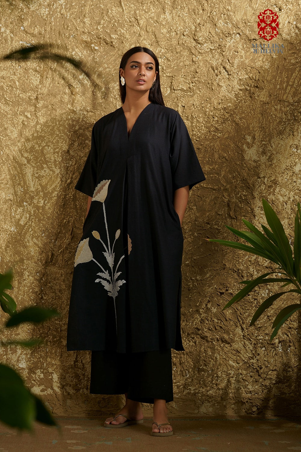 Caftan dress muslin black and silver poppy flower appliqué - image 4