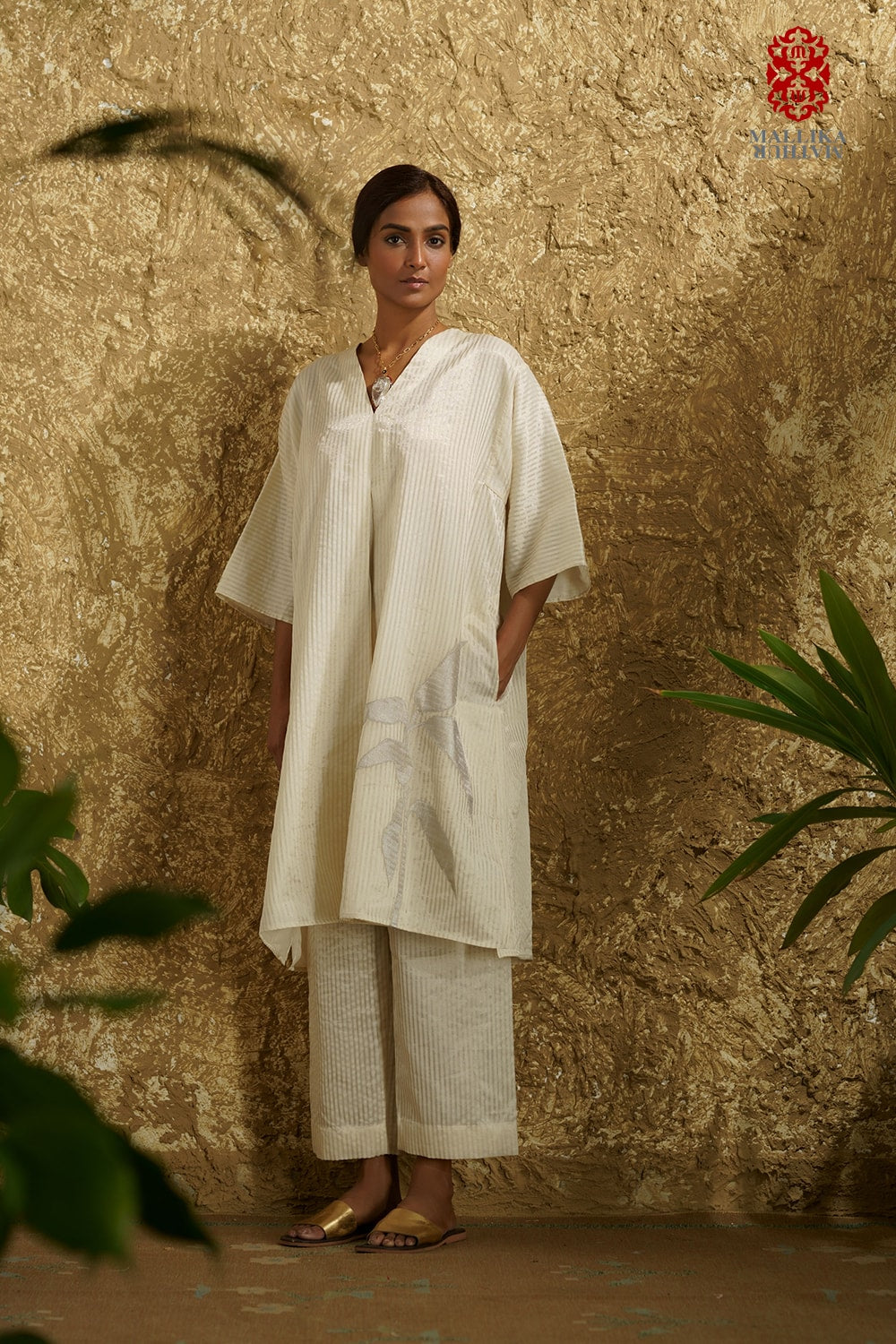 Zuria' Ivory caftan dress kora zari stripes - image 3