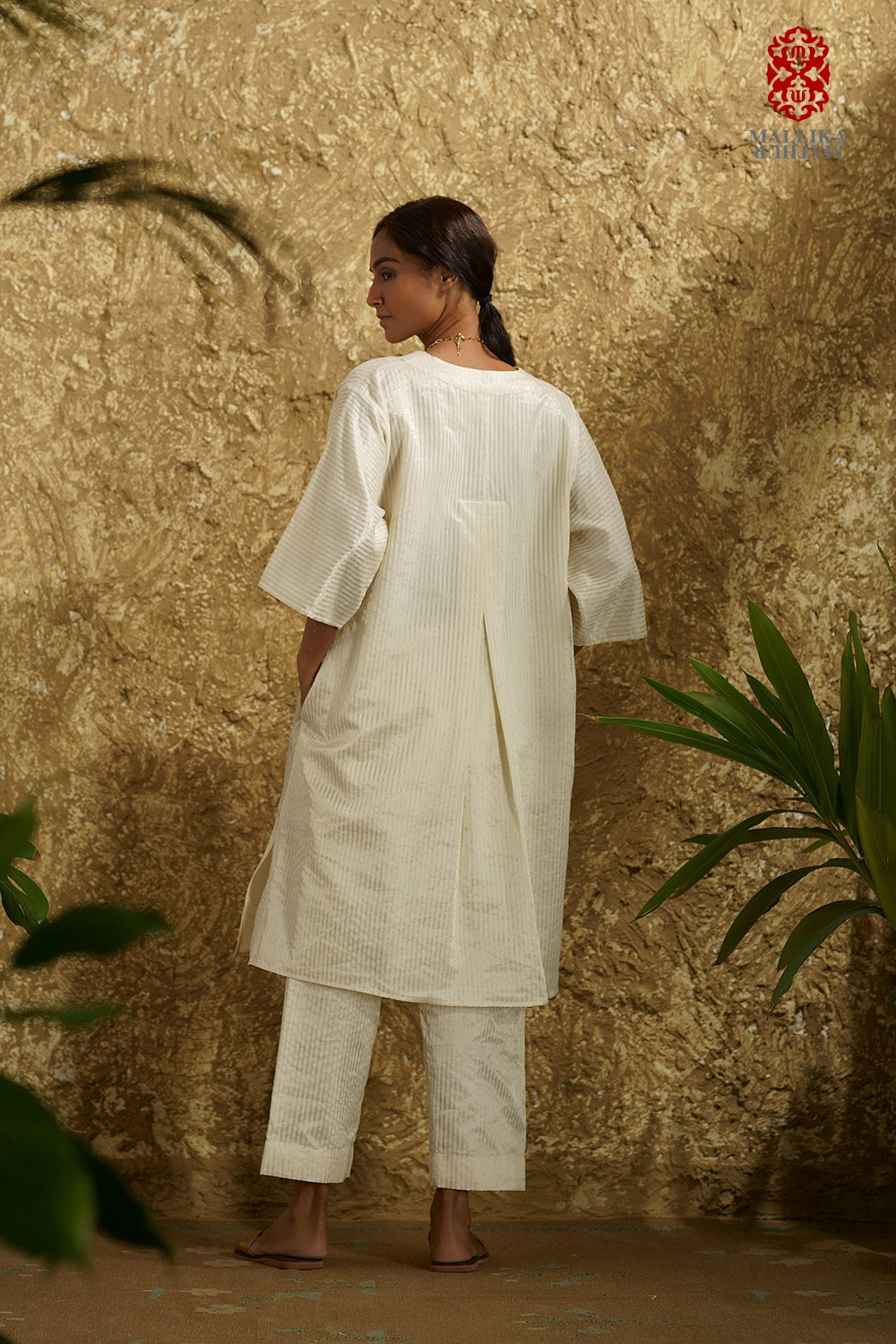 Zuria' Ivory caftan dress kora zari stripes - image 2