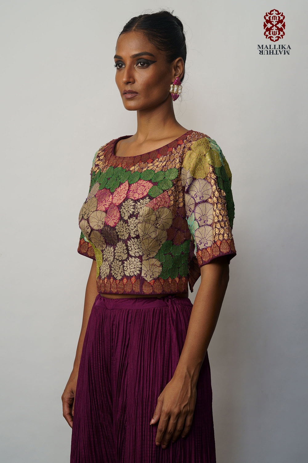 'Banaras Bloom' crop top applique aubergine