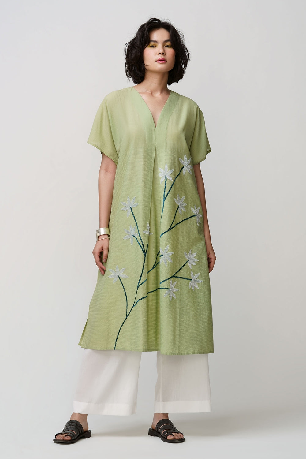Caftan dress muslin sage green oriental flower applique - image 3