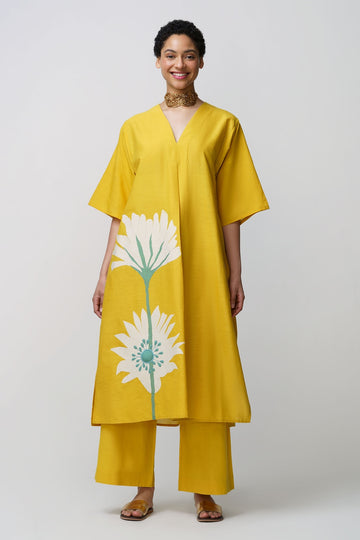Caftan dress muslin peony flower applique
