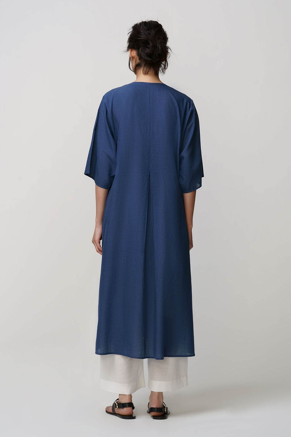 Caftan dress muslin indigo blue oriental flower applique - image 3