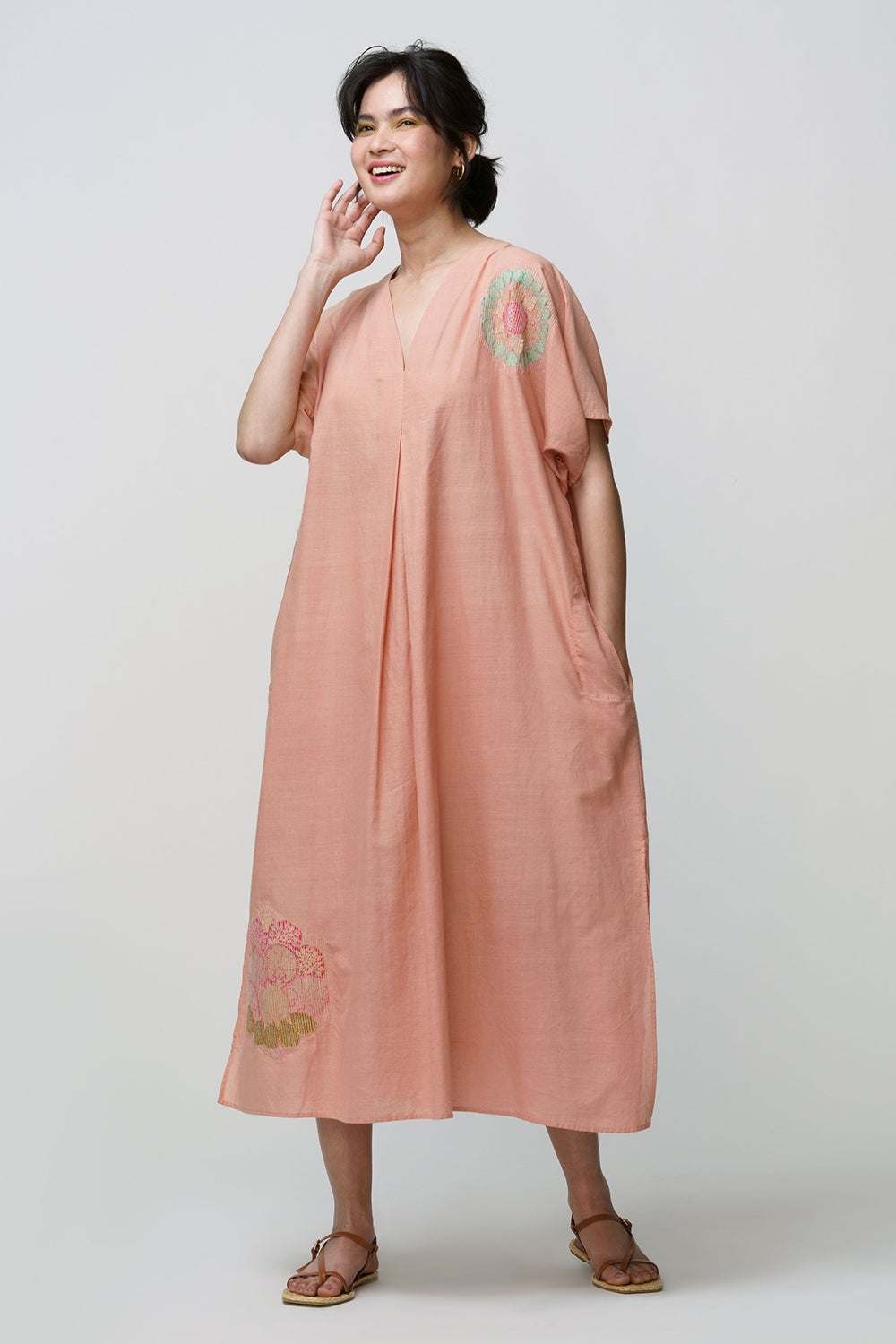 Caftan dress muslin chakri design applique - image 2