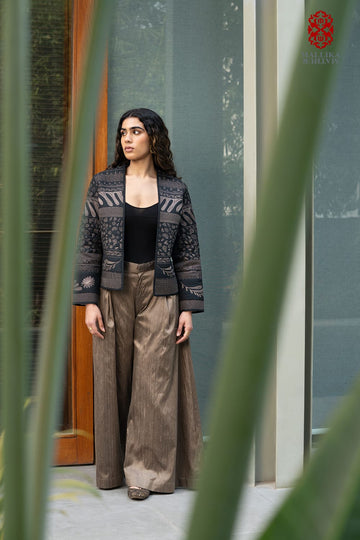 'Rika' black cotton silk jacket beige quilted detail