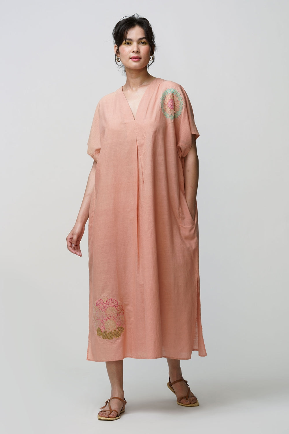 Caftan dress muslin chakri design applique - image 3