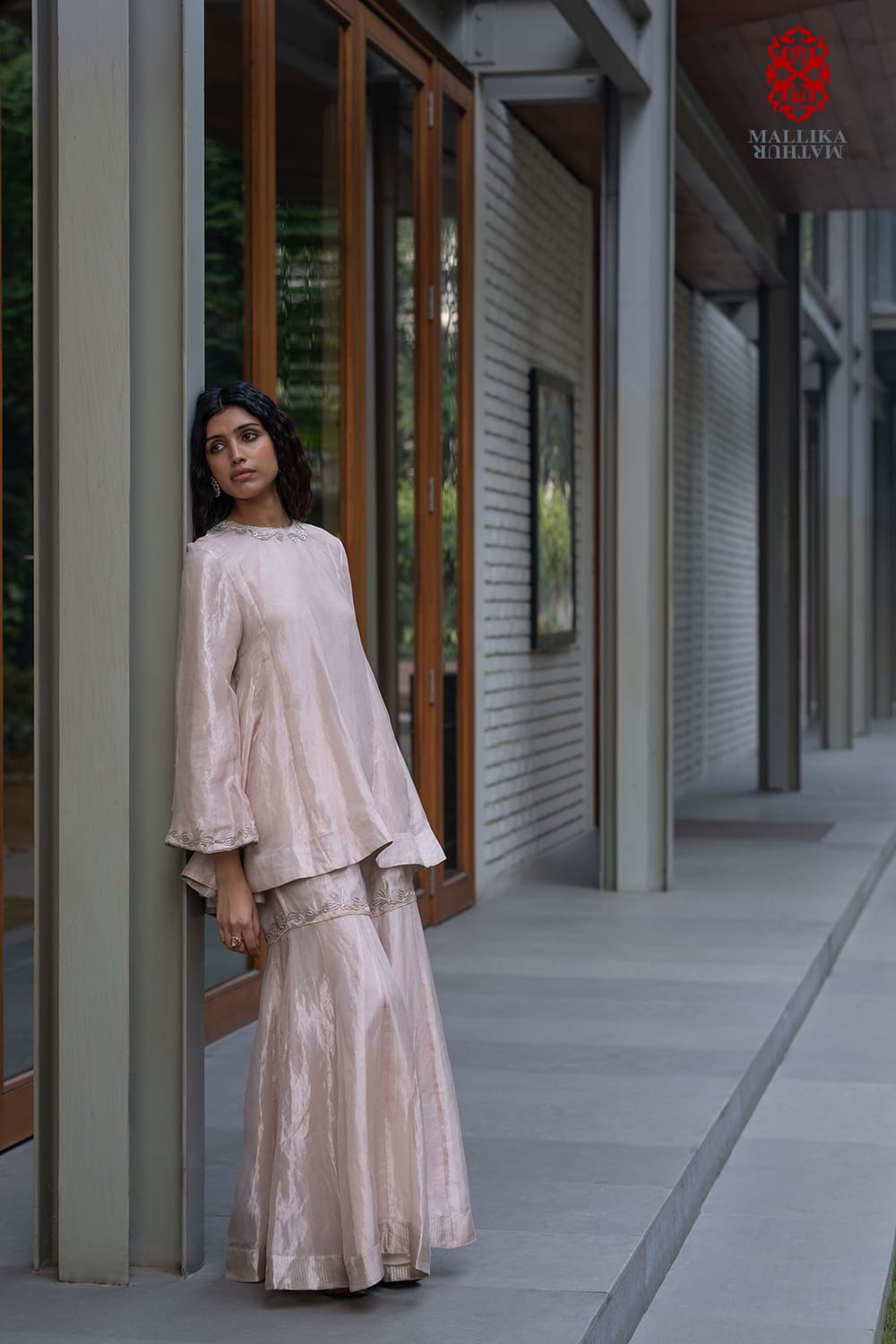 'Tulips bel turkish' Gharara set tissue