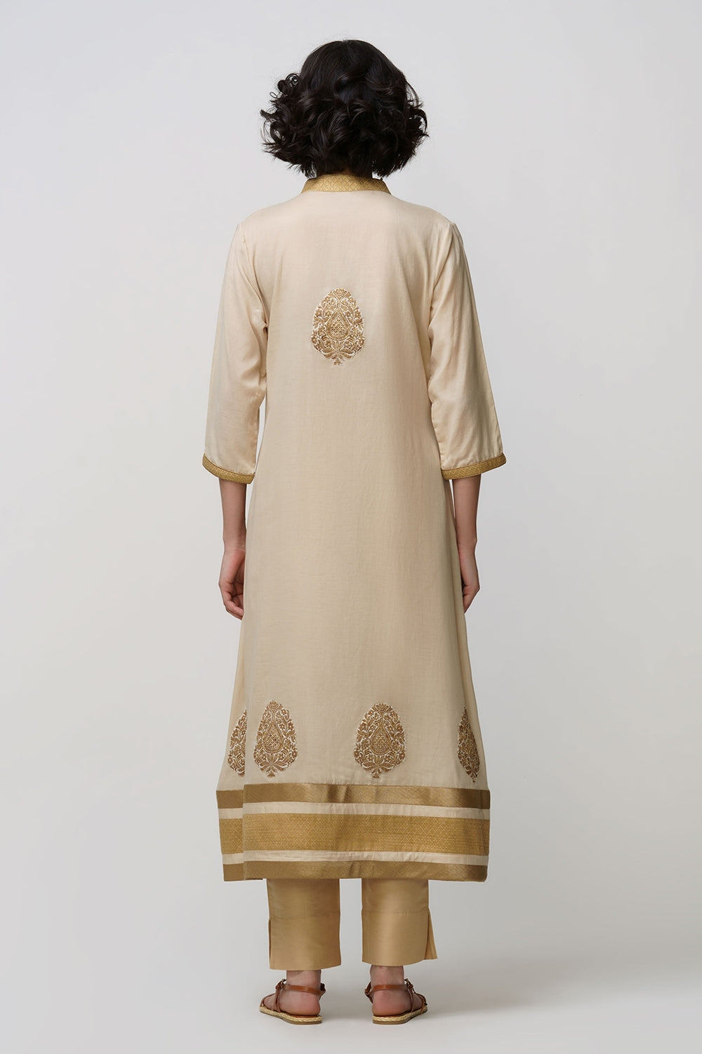 Yaman' tunic beige with gold banarasi butas - image 3