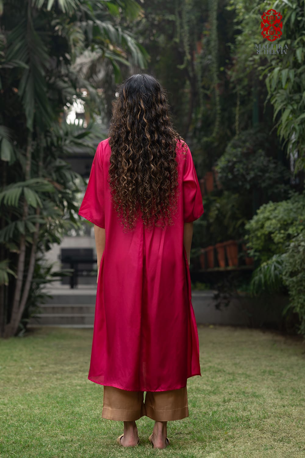 ‘SARAS’ crimson red habutai silk tunic appliqué - image 3