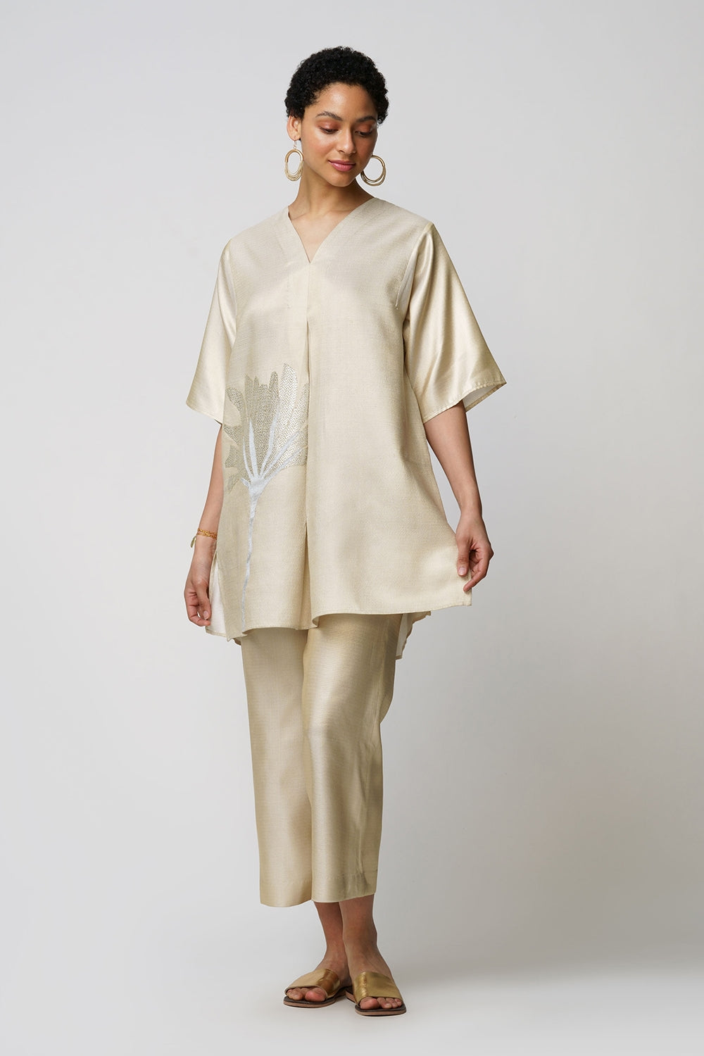 Xylia' wild peony flower bloom applique gold zari short and long tunic set - image 3