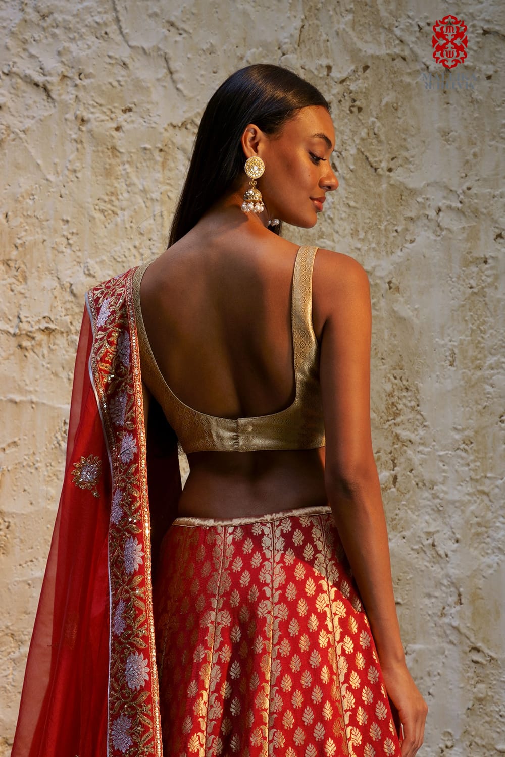 'Sitara’ blouse sleeveless gold zari - image 2