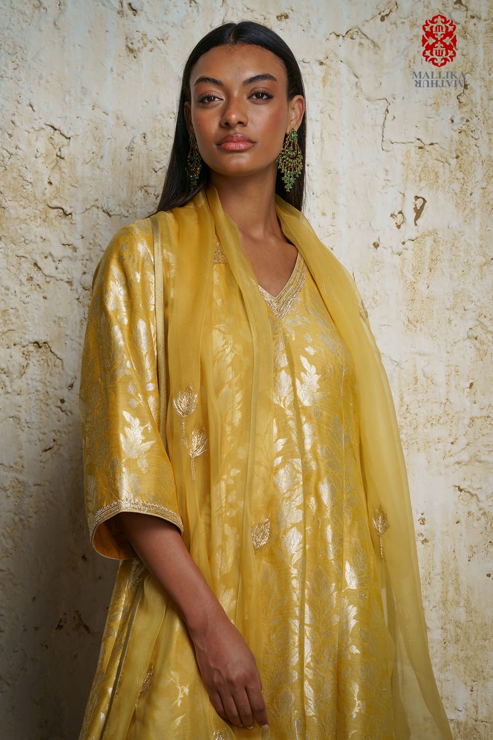 'Amrasi’ munga silk kalidar tunic - image 4