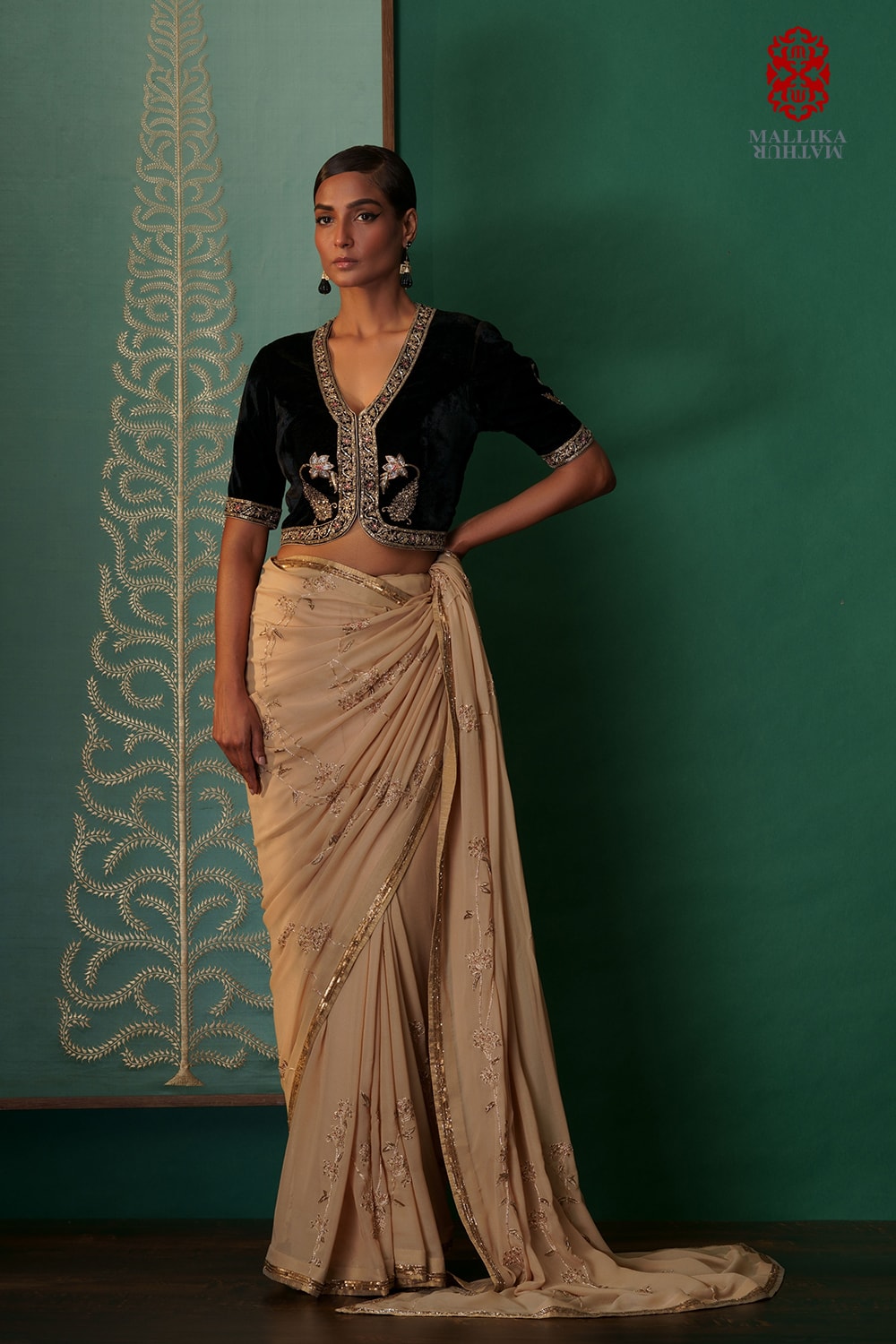 ‘Sweet Cecily ‘ beige gold georgette sari hand embroidered - image 3