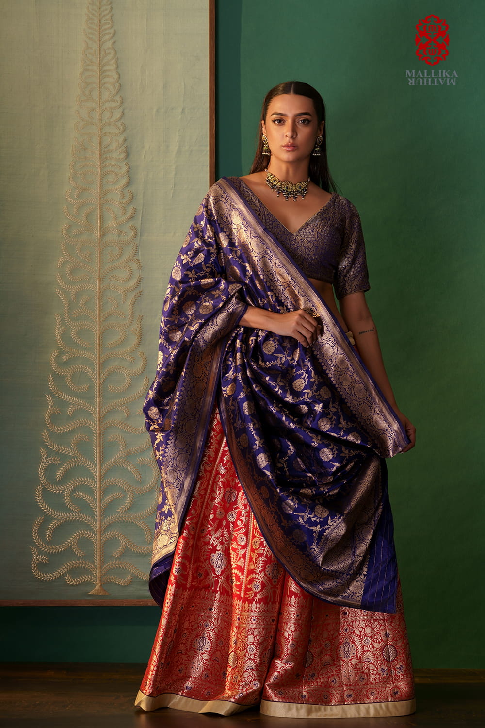 'Shaheen’ banarasi silk brocade lehenga silk ruby red - image 3