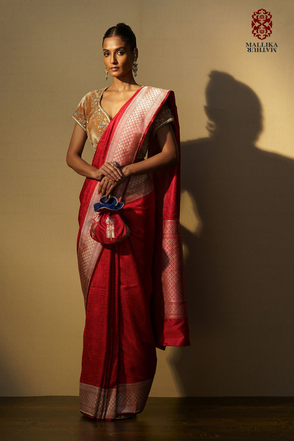 Koti velvet beige gold embroidered - image 2