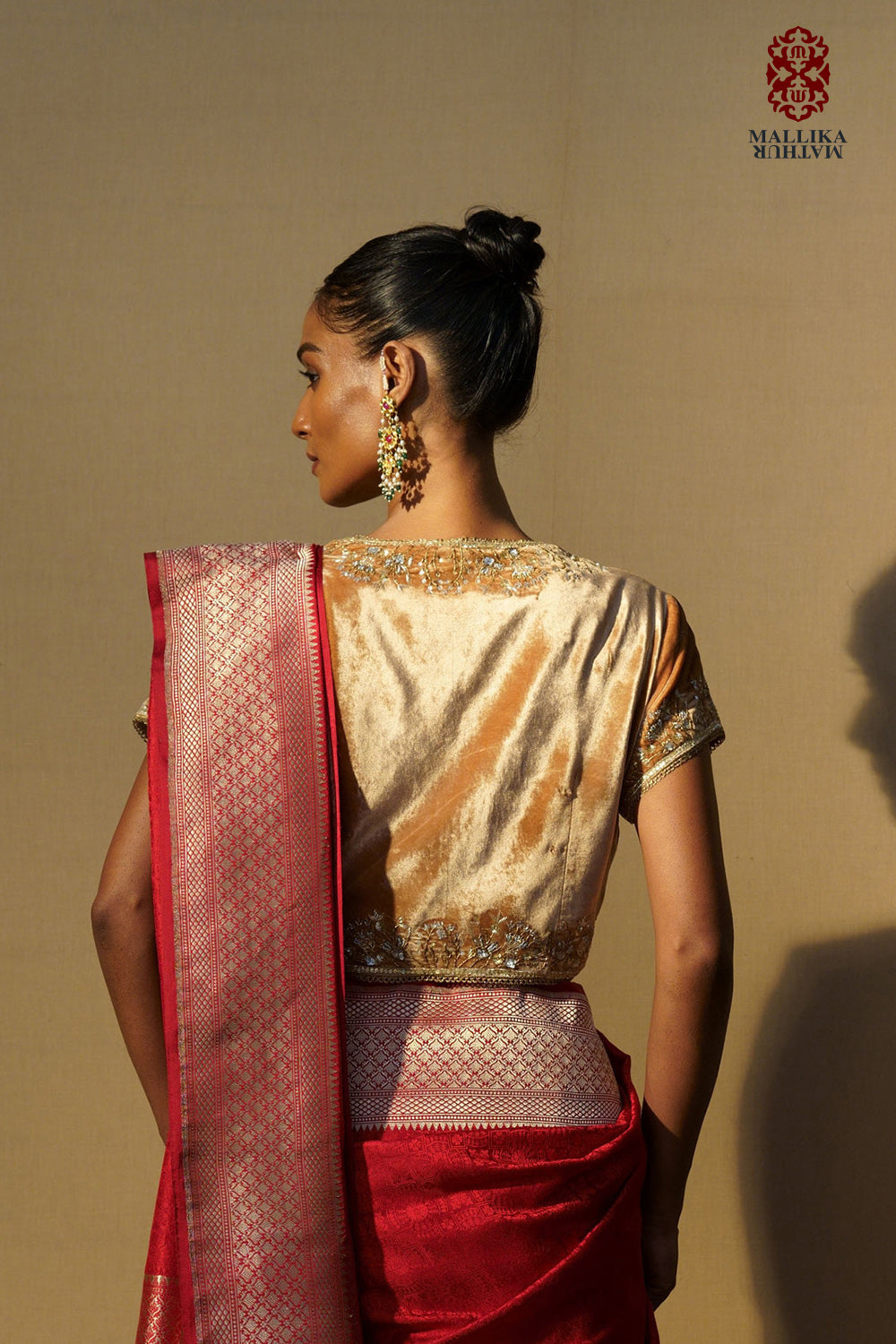 Koti velvet beige gold embroidered - image 3