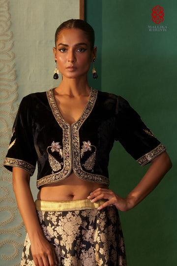 Midnight black ‘Shahi Angoor’ velvet choli