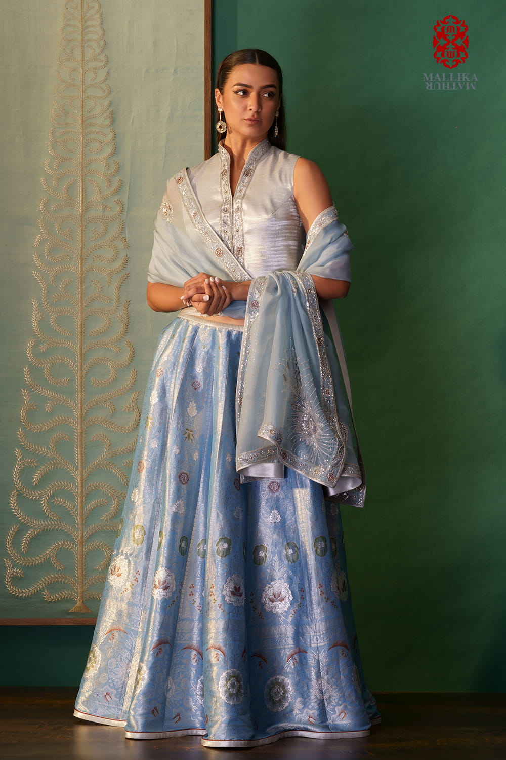 'Badrum' Dupatta kora ice blue embroidered - image 2