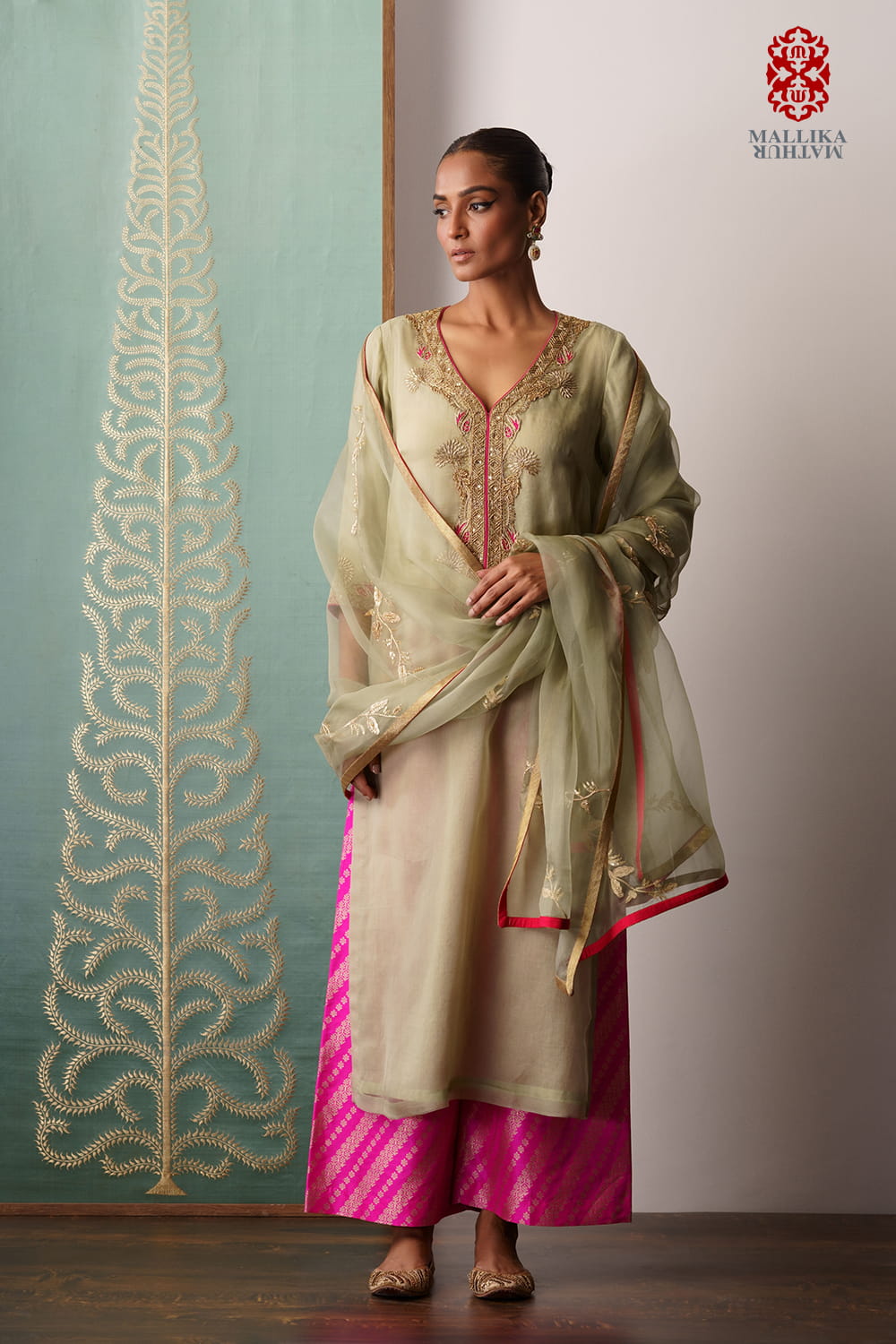 'Nesrin' Dupatta kora mint green embroidered