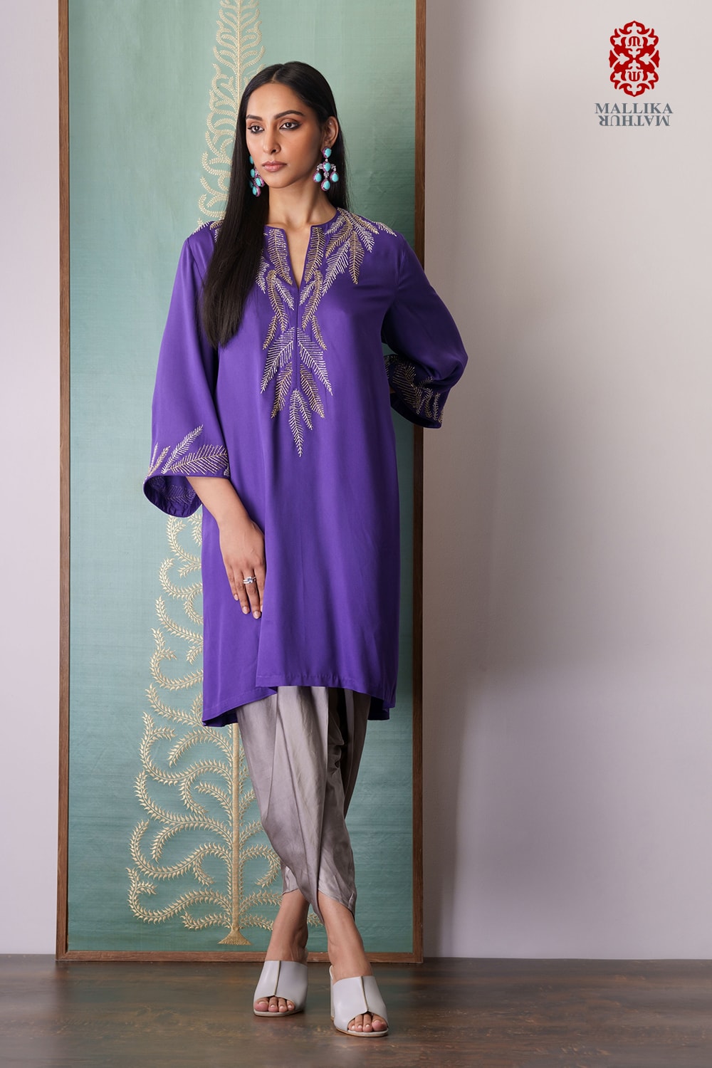 'Penna' tunic modal satin feather embroidery - image 4