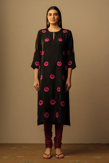 Chand buti applique tunic black