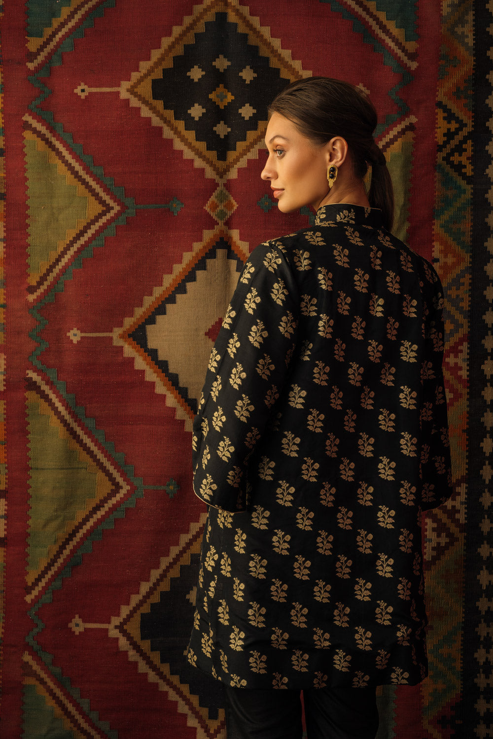 Cape jacket reversible mughal motif black - image 2