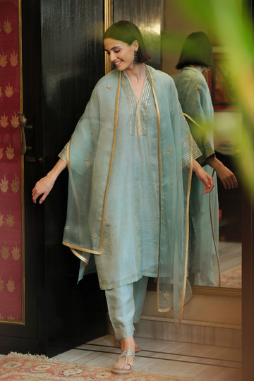 'Falak' kora tissue phiran blue lagoon