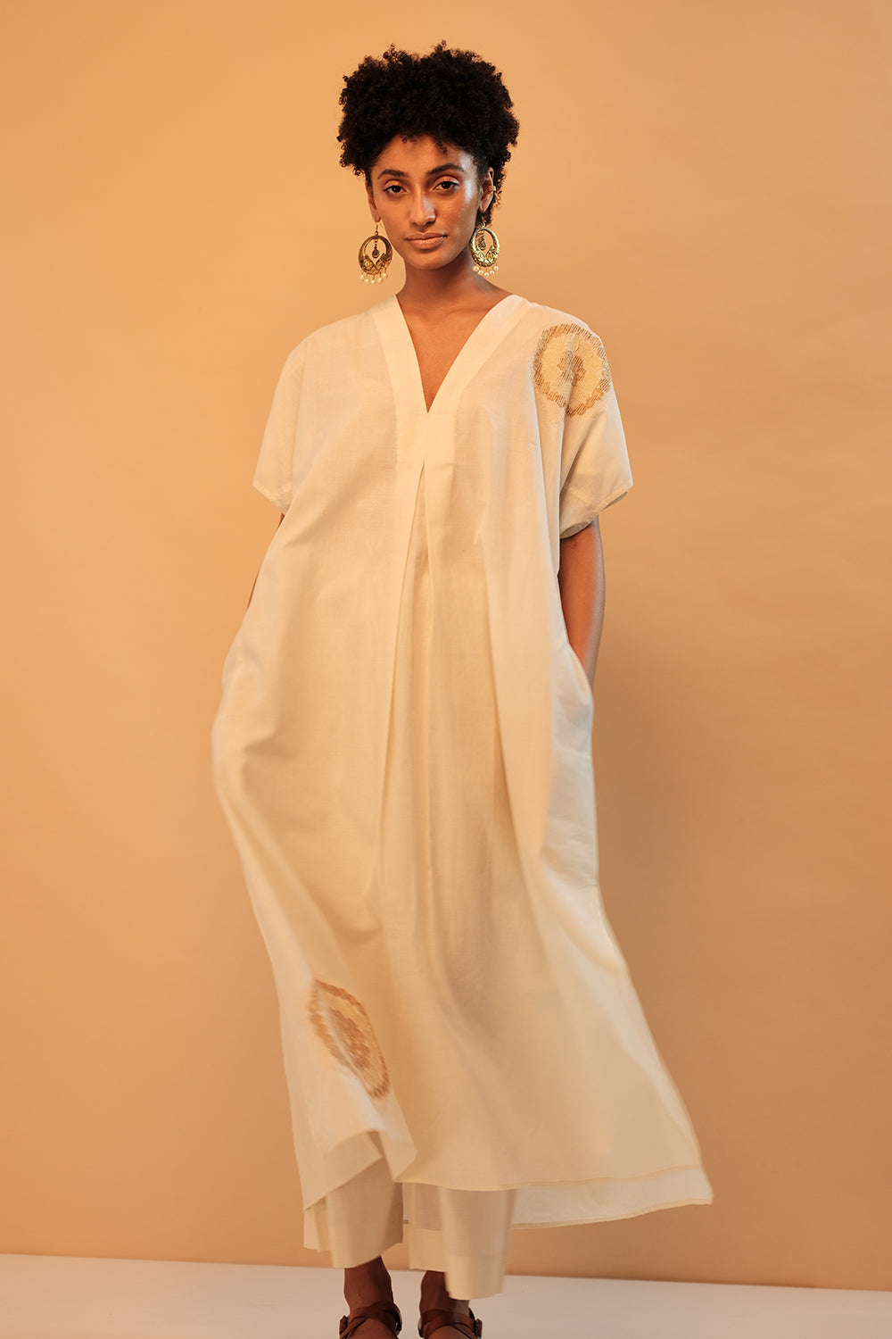 'Chakri' applique embroidered kaftan natural