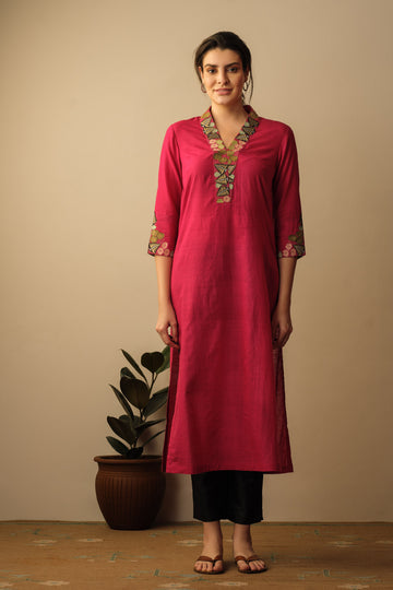 Applique neck tunic