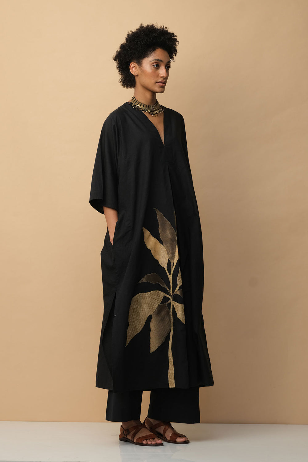 Plantain leaf applique kaftan black - image 2