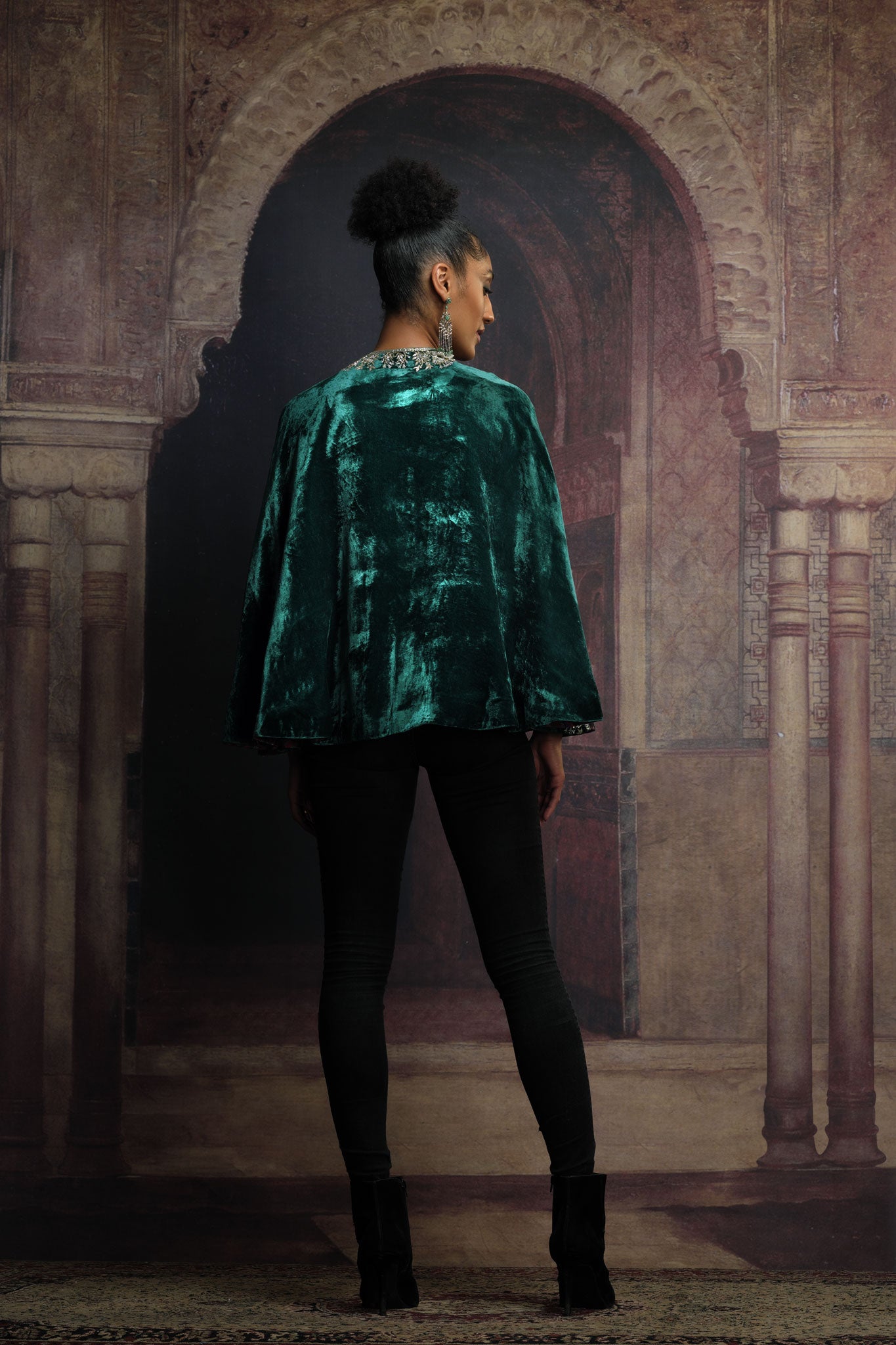 'TIANA' velvet opera capelet emerald green - image 3