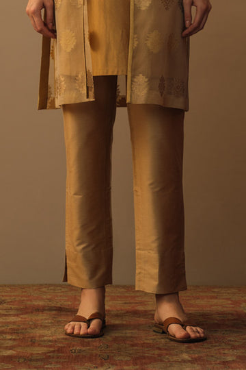 Straight pants