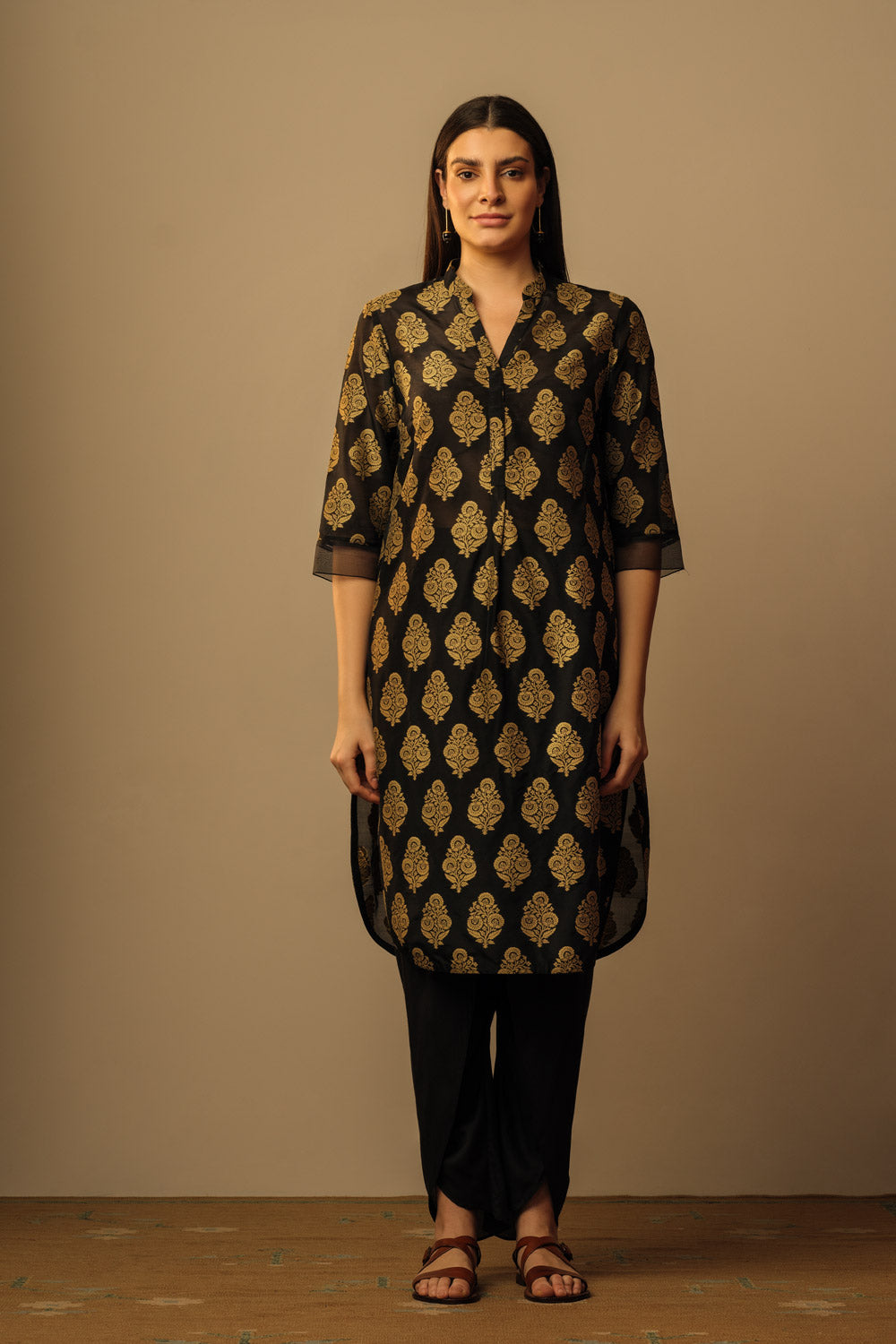 Mughal buti kameez tunic black